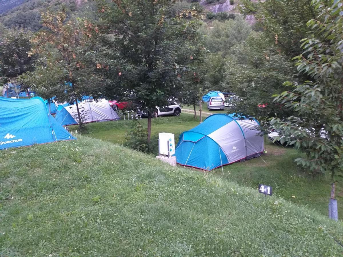 Camping Riu Gelat Hotel Espot Kültér fotó