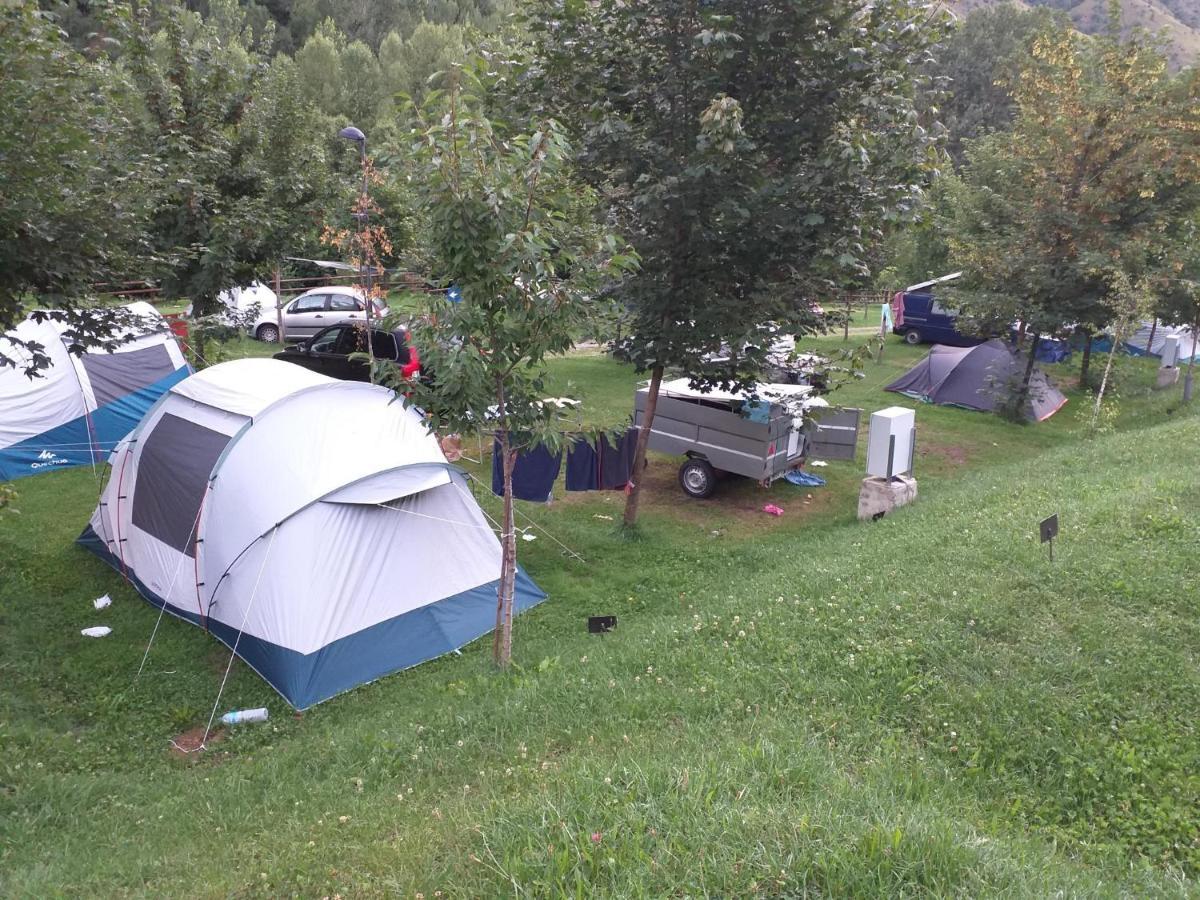 Camping Riu Gelat Hotel Espot Kültér fotó