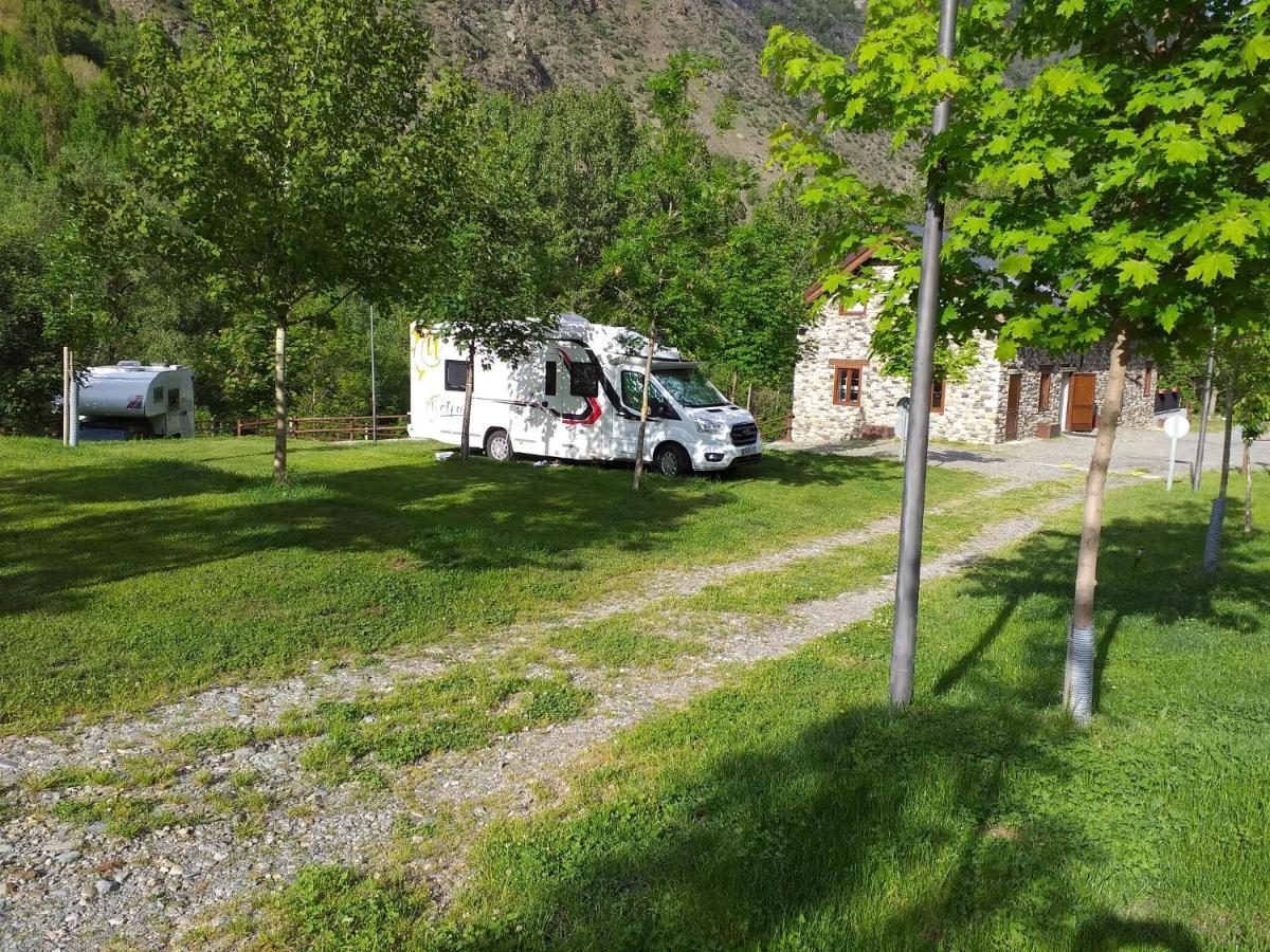 Camping Riu Gelat Hotel Espot Kültér fotó